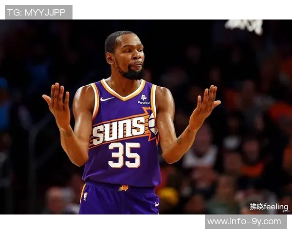 杜兰特坦言进攻表现不佳但坚信球队正在不断提升实力 杜兰特坦言进攻表现不佳但坚信球队正在不断提升实力